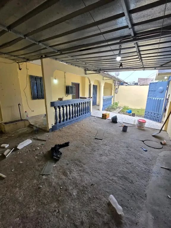 Villa SIC 03 chambres, Kotto | 325 000FCFA