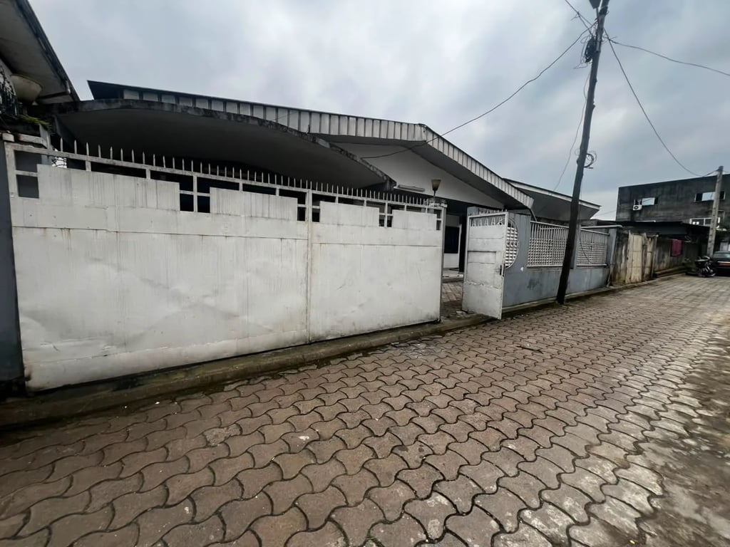 Villa 3 chambres Bonapriso, secteur Hôtel de l'air - 850 000 F
