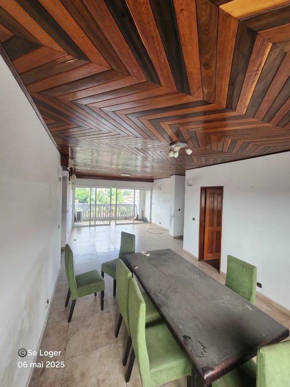 03 bedrooms Flat - Bonapriso