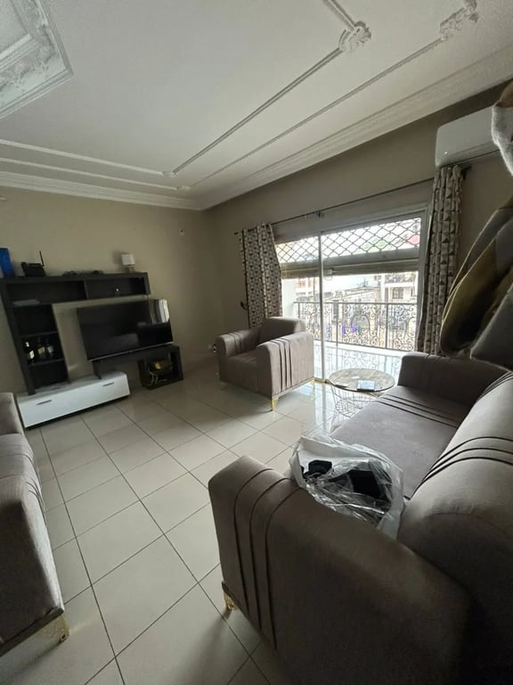 Appartement 2 chambres, Bonamoussadi près H, 175 000 FCFA