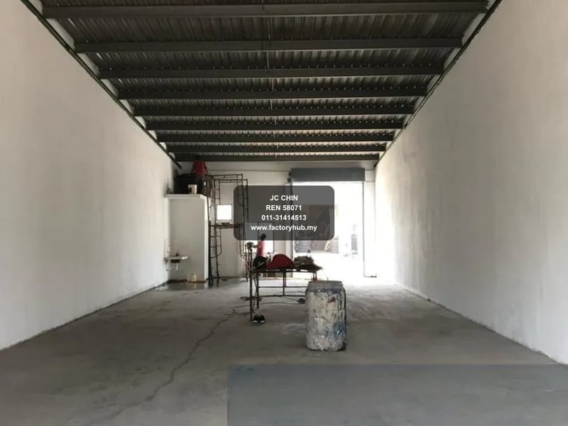 Factory For Sale - RM480K Freehold Terrace Factory for Sale in Nilai 3 – 2000sf - Nilai, Negeri Sembilan