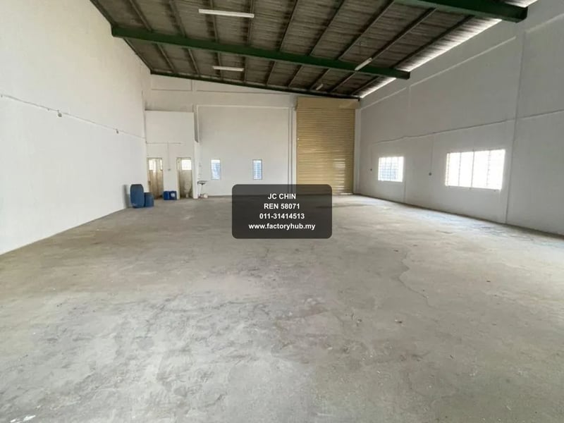 Factory For Rent - RM6K/mo Semi-D Factory for Rent in Nilai 3 – 7200sf - Nilai, Negeri Sembilan