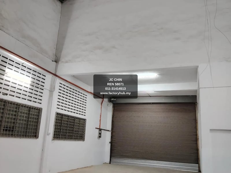 Kilang Untuk Disewa - Nilai 7 Kilang Teres 1.5-Tingkat untuk Disewa – RM3K/bln 3000kp - Nilai, Negeri Sembilan