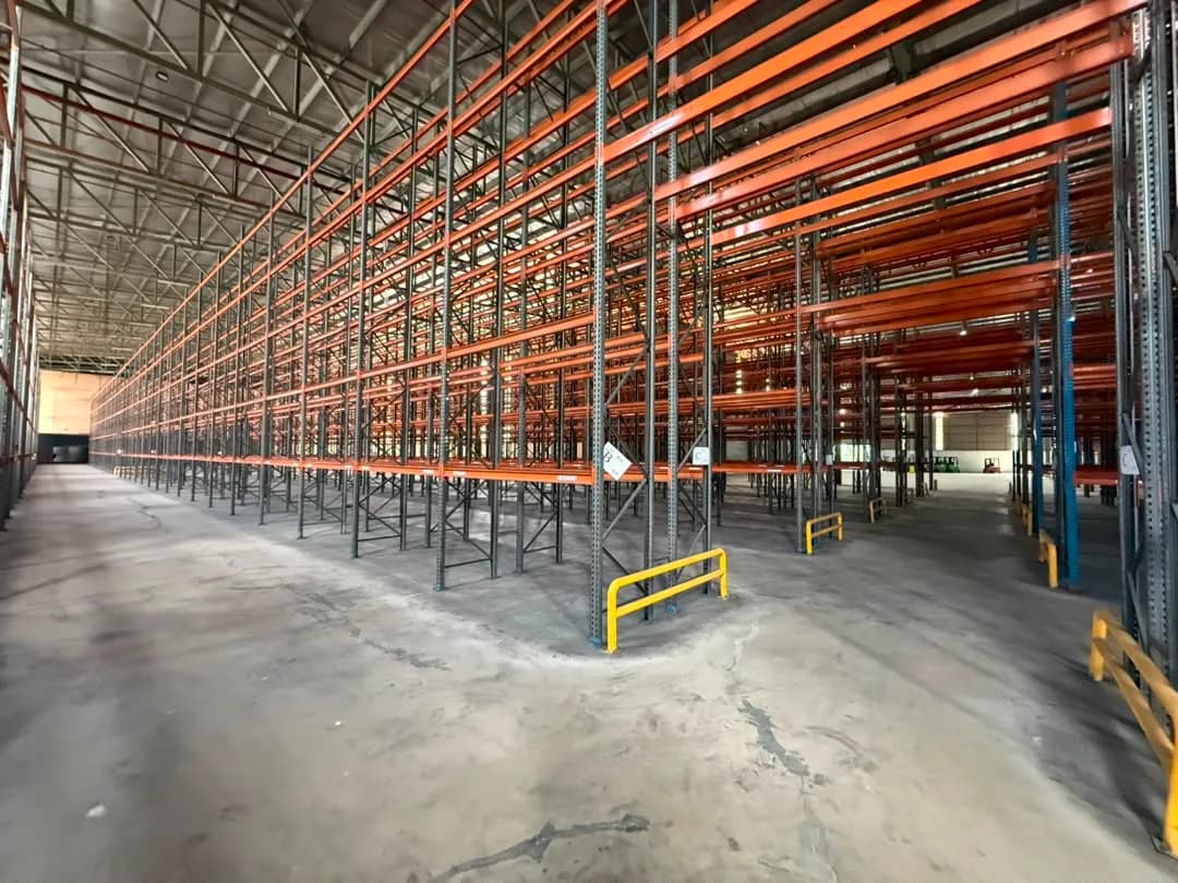 Factory/Warehouse for Sale or Rent in Pulau Indah, 123,000 sq ft, 200A