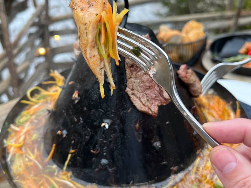 Hat dinner