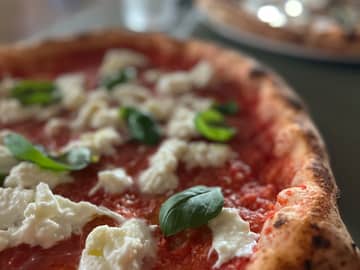 Betrieb: Cosmic Pizza