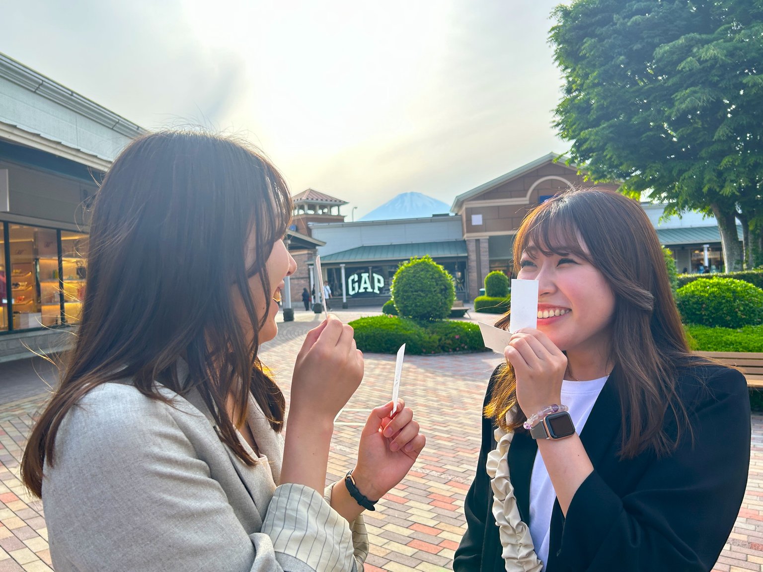 現地でテストする社員様