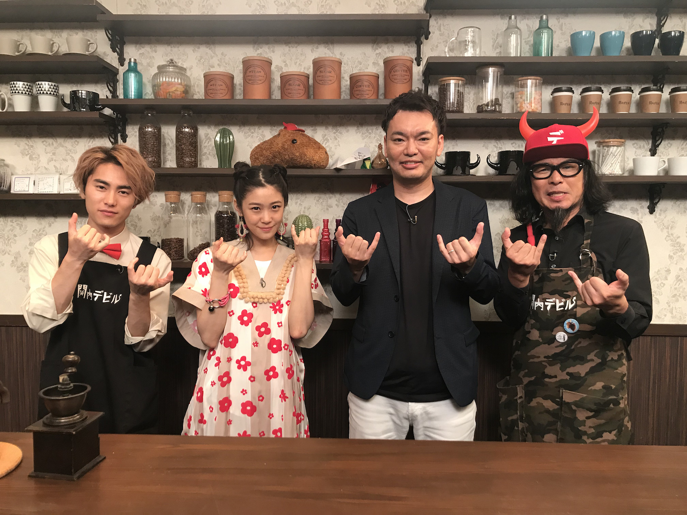 Photo of Kanna Devil cast and Kenji