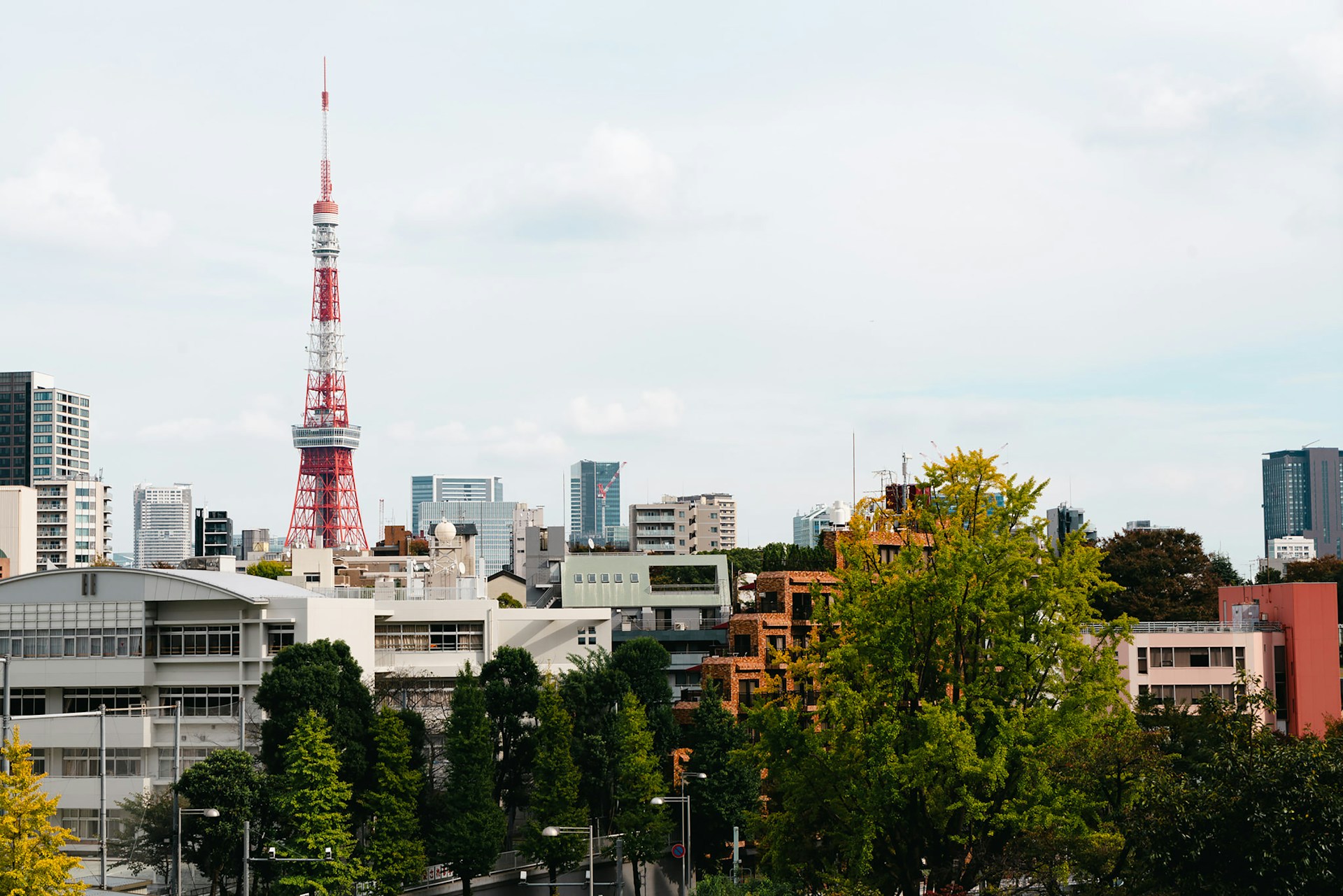 日本：東京、大阪、福岡、橫濱