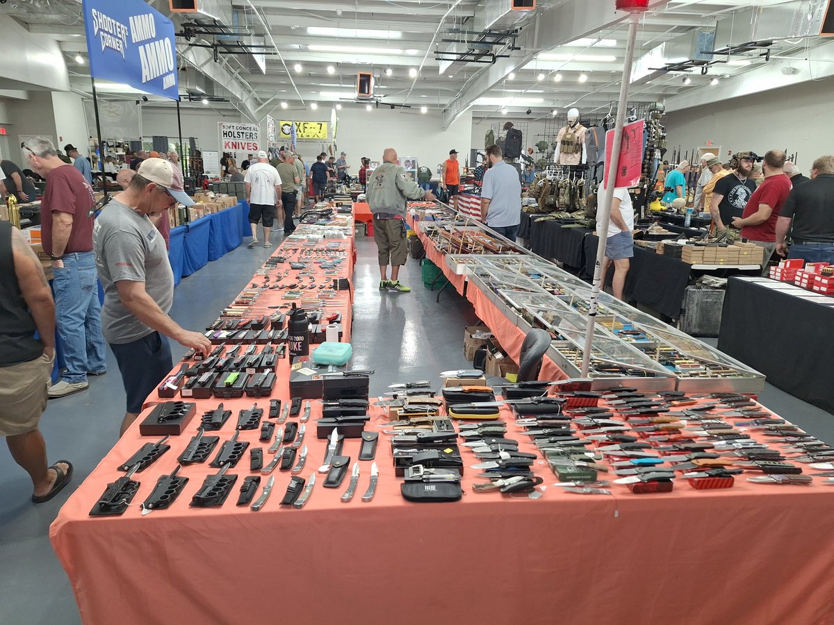 Naples Gun and Knife Show image 7