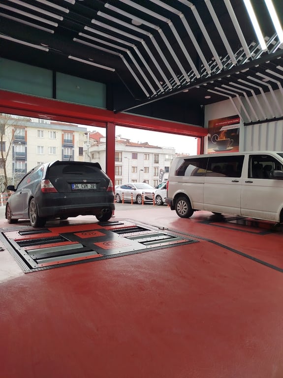 Avrupa İstanbul Bağcılar 100.Yıl Atuomall Oto Ekspertiz - Google Fotoğraf