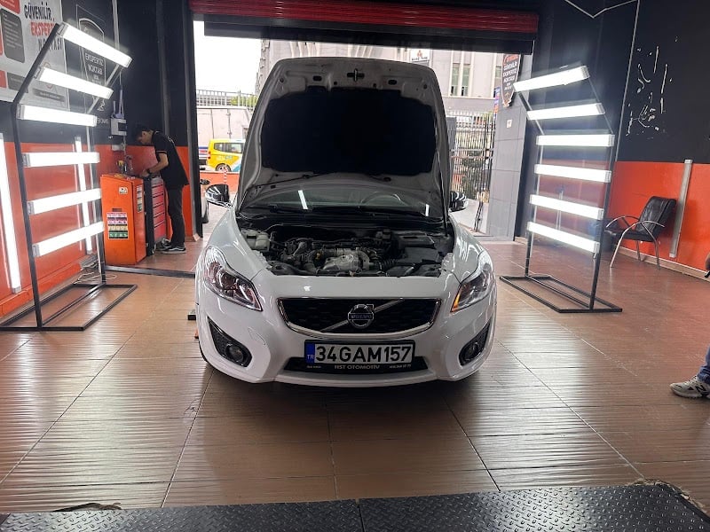 DYNOBİL BAŞAKİEHİR İKİTELLİ  ATATÜRK BULVARI OTO EKSPERTİZ - Google Fotoğraf