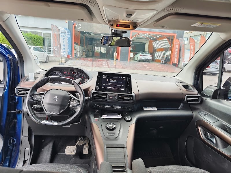 DYNOBİL BURSA NİLÜFER ÜÇ EVLER OTO EKSPERTİZ  - Google Fotoğraf