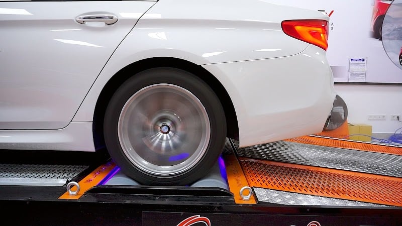 DYNOBİL DİYARBAKIR YENİŞEHİR İPLİK OTO EKSPERTİZ  - Google Fotoğraf