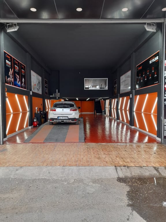 DYNOBİL İSTANBUL ESENYURT ÜÇEVLER OTO EKSPERTİZ  - Google Fotoğraf