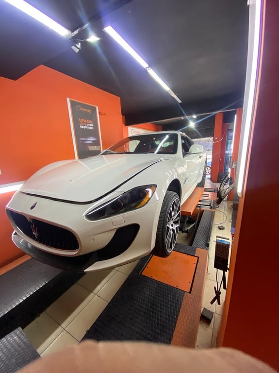 DYNOBİL İSTANBUL KADIKÖY MERDİVENKÖY OTO EKSPERTİZ  - Google Fotoğraf