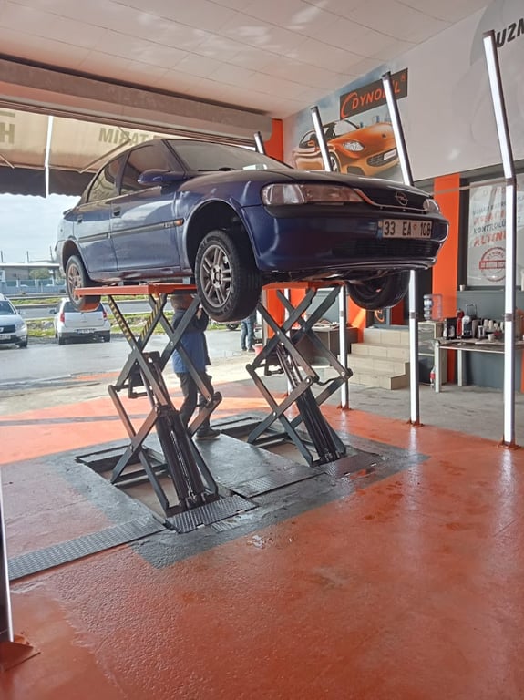 DYNOBİL MERSİN TARSUS 82 EVLER OTO EKSPERTİZ  - Google Fotoğraf