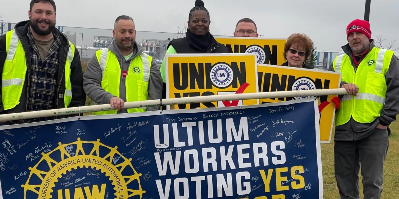 Ultium Workers form a union with the UAW