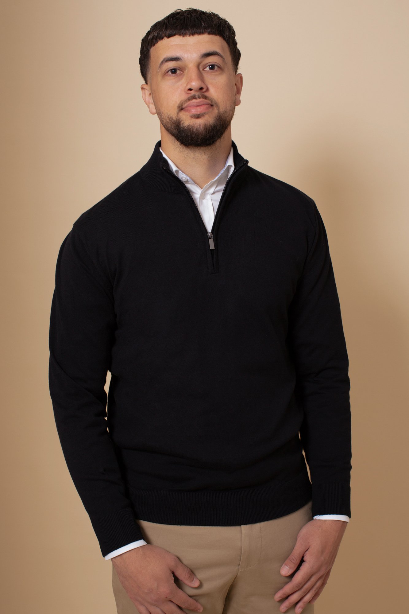 Polished layers that take the effort out of weekday dressing. Wear these knits over fresh shirting, then pair with trousers and accessories that never let you down.