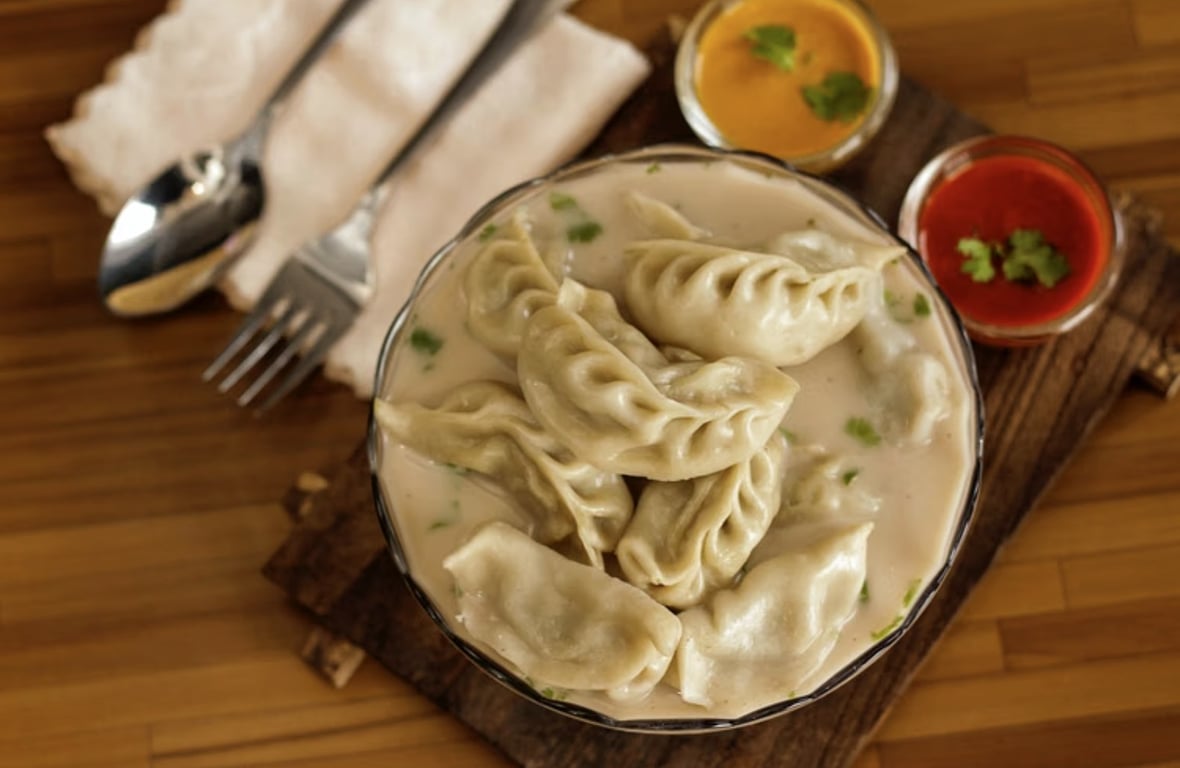 Luxury buffet dining at Sheraton Grand Pune - BookMyBuffet