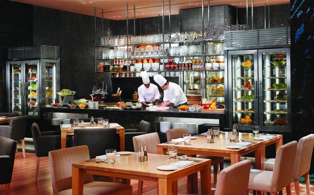 Luxury buffet dining at Grand Hyatt Mumbai - BookMyBuffet