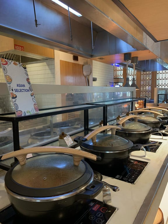 Weekend  Dinner Buffet (Fri and Sat) buffet at Novotel Hyderabad Airport in Hyderabad - BookMyBuffet