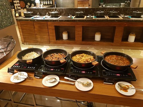 Luxury buffet dining at Courtyard By Marriott  Chennai - BookMyBuffet