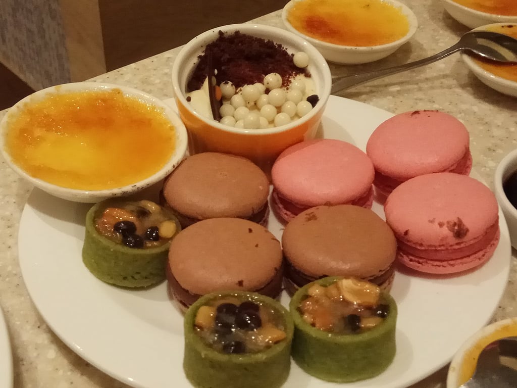 Luxury buffet dining at ITC Maratha Mumbai - BookMyBuffet