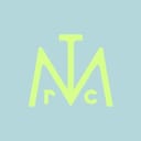 Middle Trail Running logo