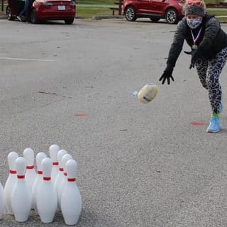Turkey Toss 4 Miler Road Run Logo