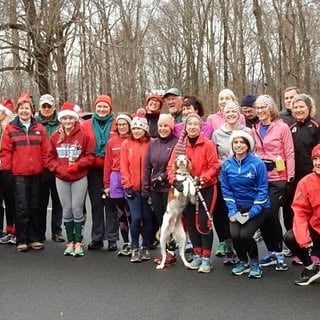 Rose City Runners Club logo