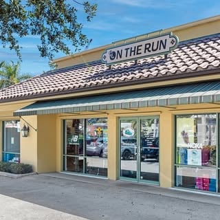 Naples on the Run logo