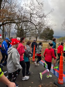 Cove Lake Christmas Dash Logo