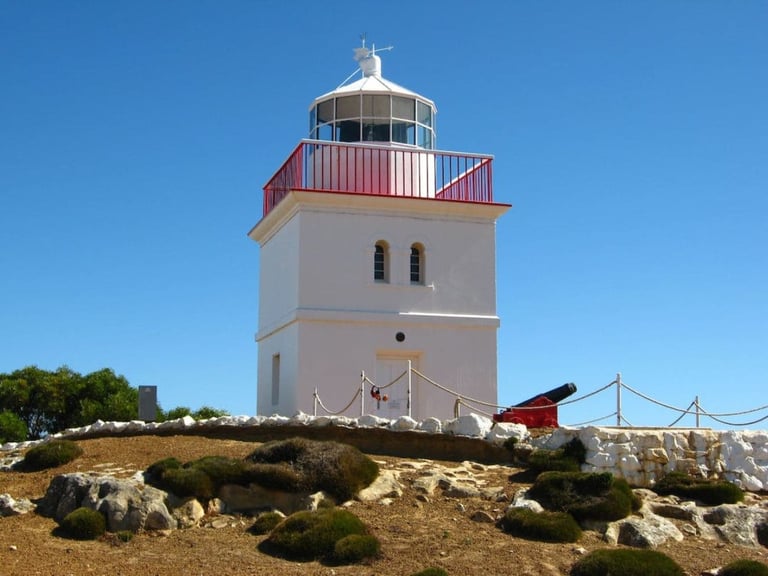 Location Other Attractions Cape Borda Lighthouse
