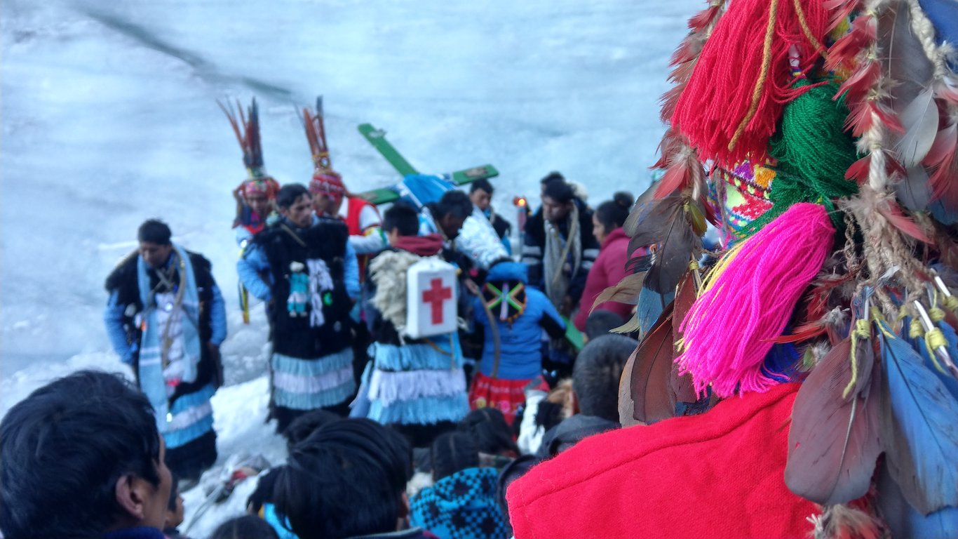 Andean rituals taking place on Nevado Sinakara