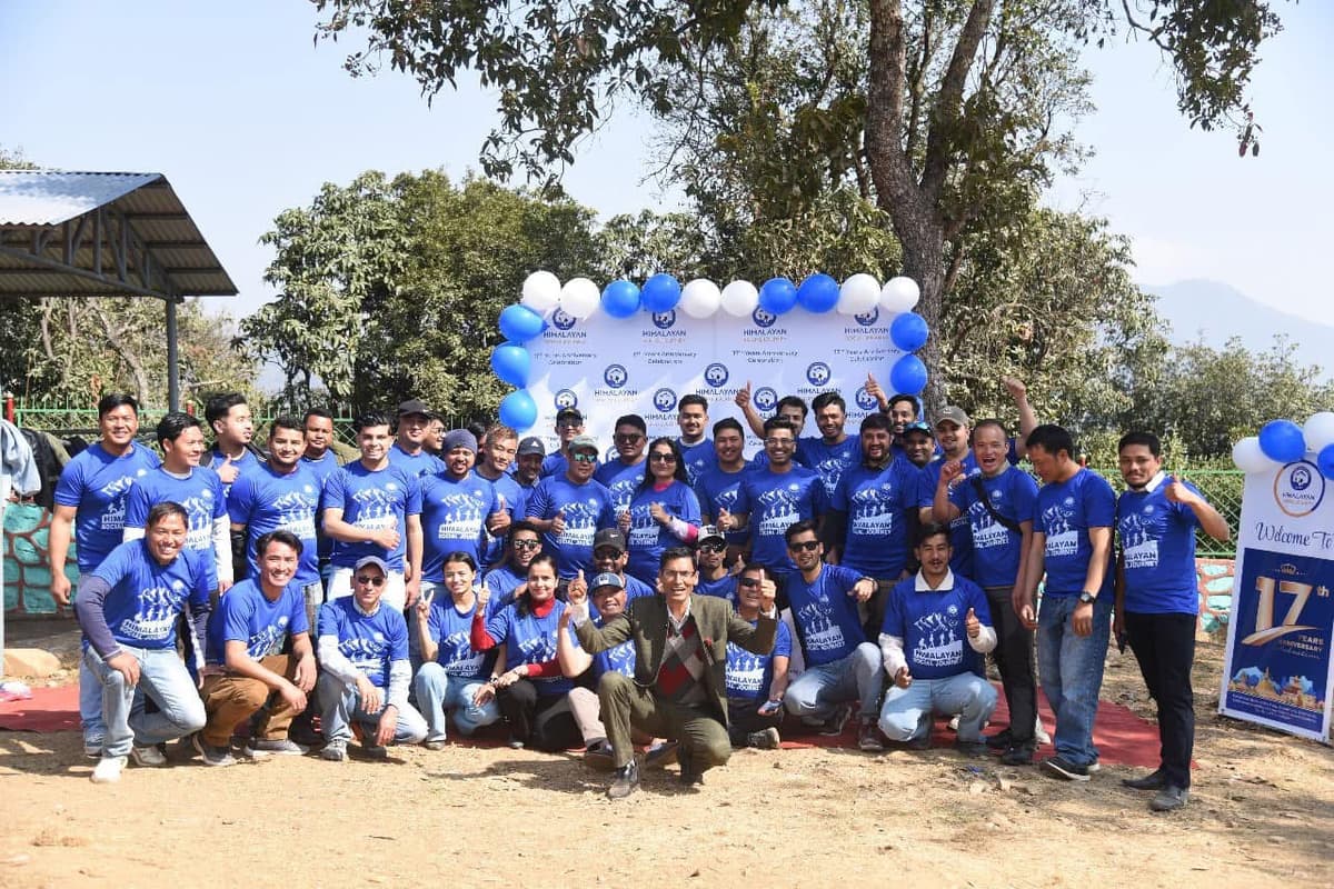 The Himalayan Social Journey team and travellers