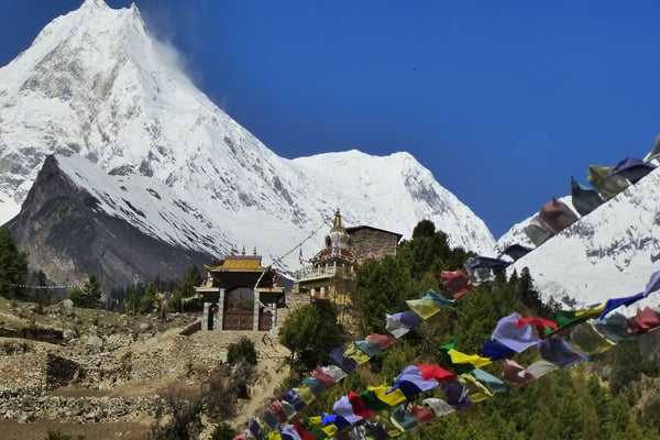 Manaslu Tsum Valley Trek