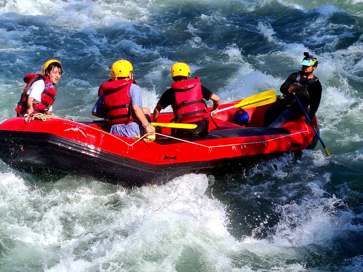 Rafting in Trishuli River