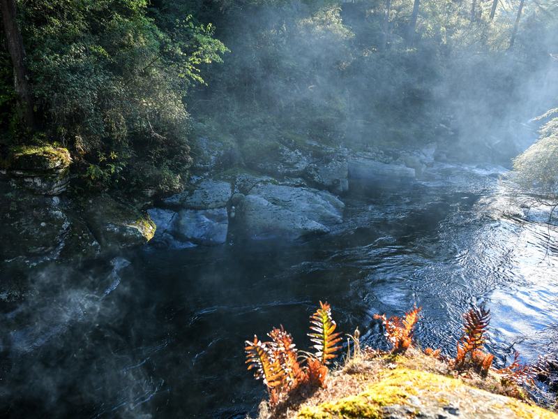 Mebar Tsho (Burning Lake)
