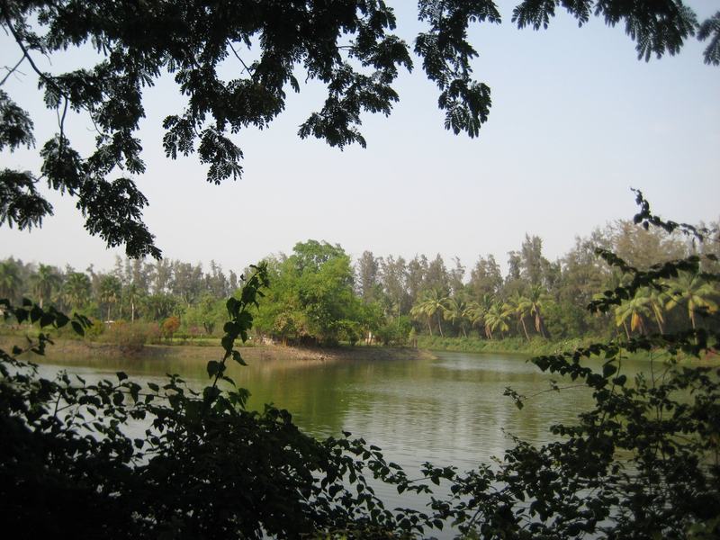 Vanganga Lake Garden