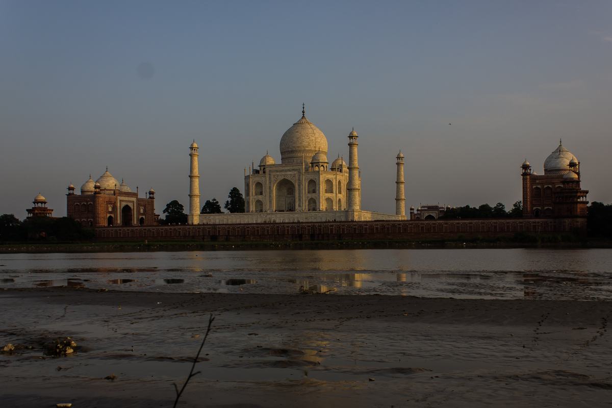 Agra - the Taj from Mehtab Bagh across the Yamuna