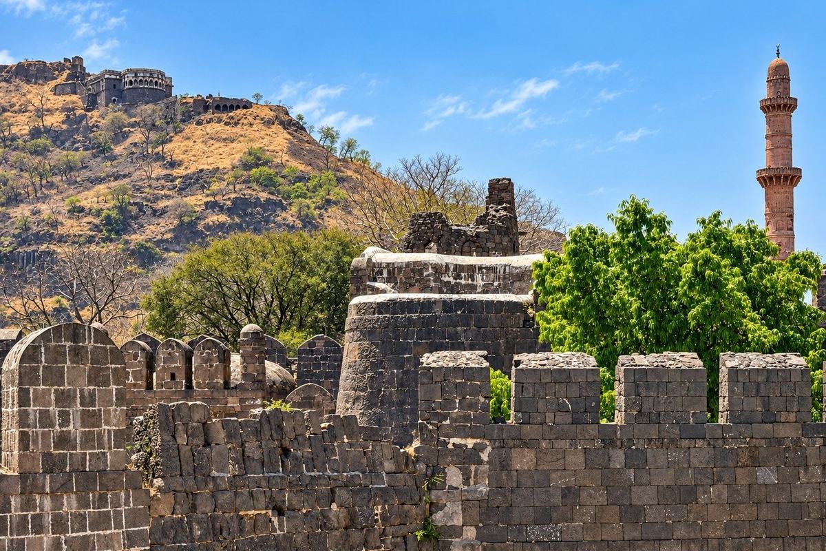 Fort walls and the Chand Minar, Daulatabad Fort, India