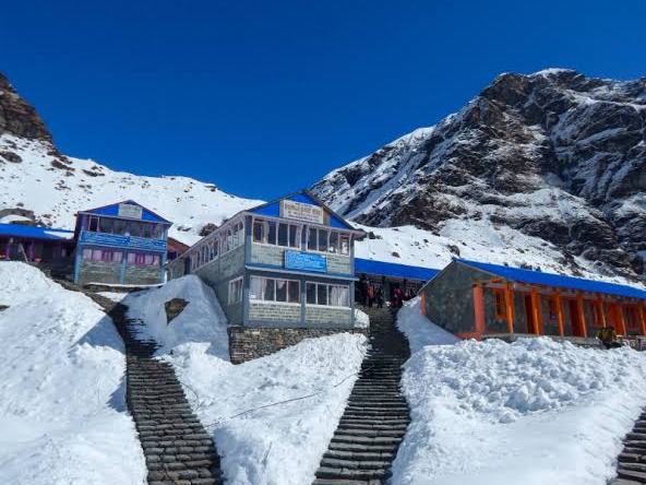 Eco Village Lodge
