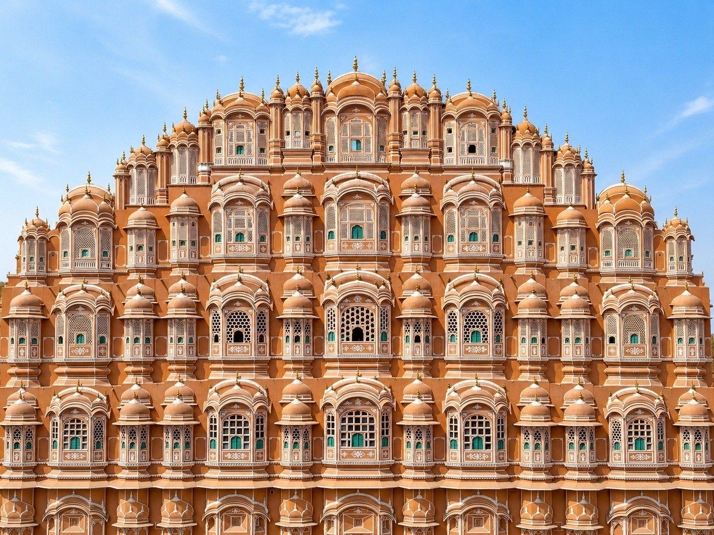 The 953 windows of Hawa Mahal, Jaipur