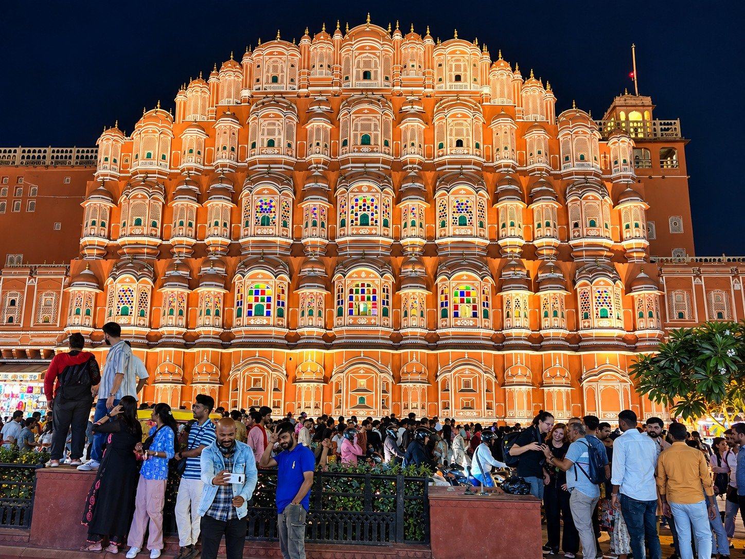 Hawa Mahal lit up at night