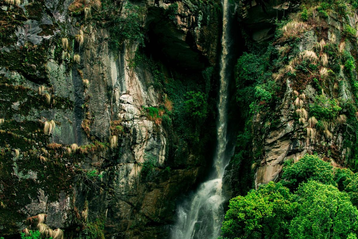 Pachal Waterfall