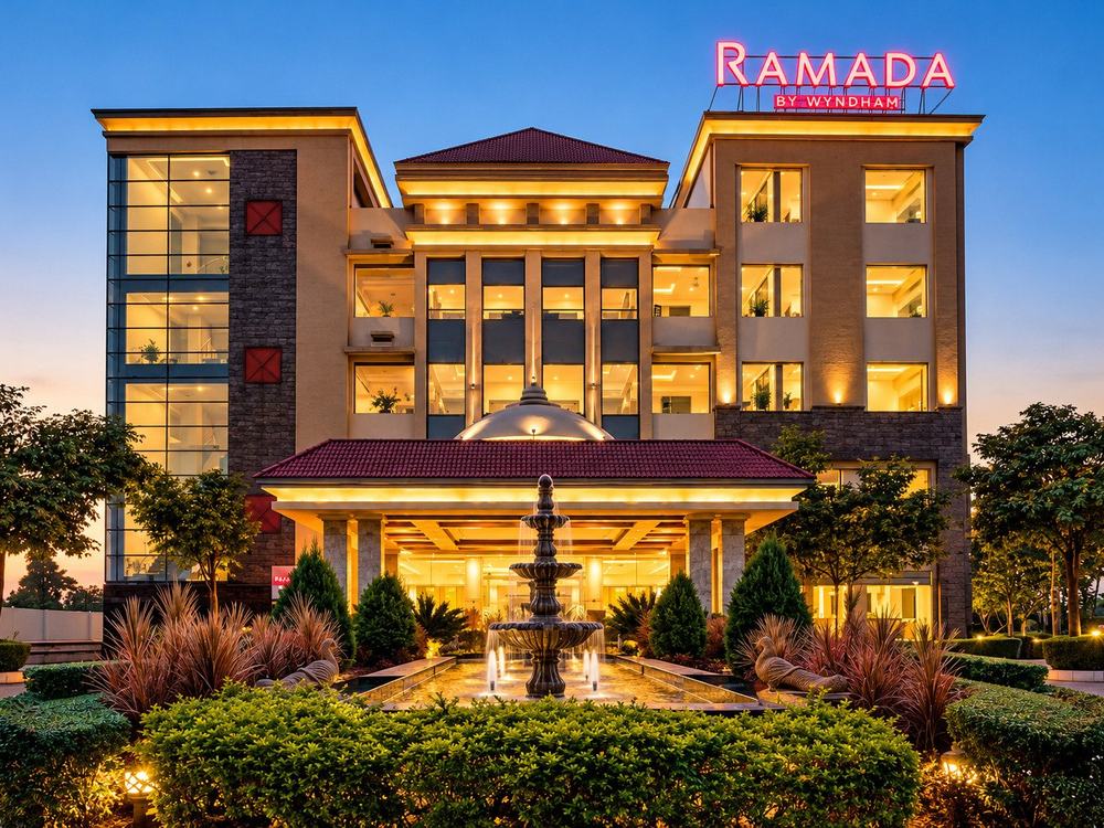 Ramada by Wyndham Varanasi Katesar