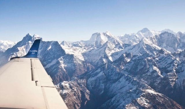 mountain flight aircrafts buddha air.jpg