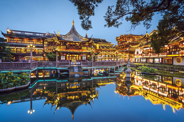 Discover-the-Old-Water-Towns-in-Shanghai.jpg
