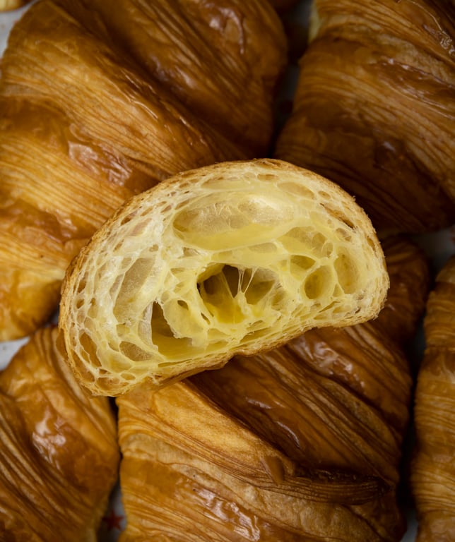 Croissant - Image 1